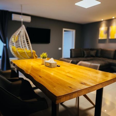 Thome Arena Residence Cluj-Napoca Ngoại thất bức ảnh